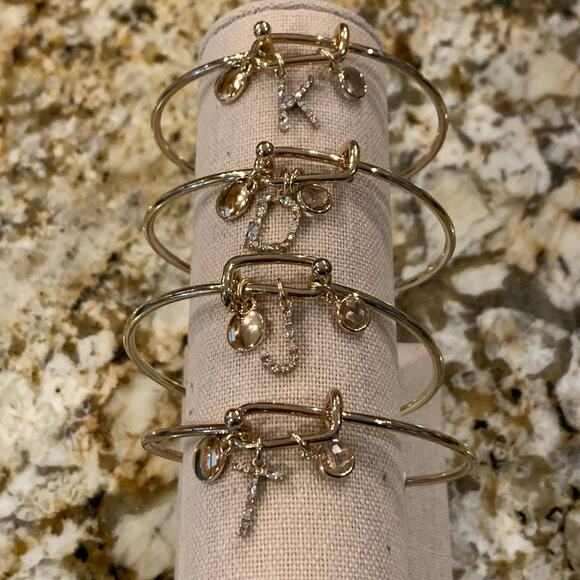 NWT LOFT Gold Tone Pave Rhinestone Initial Charm Bangle Bracelet - LETTER T - Picture 9 of 10
